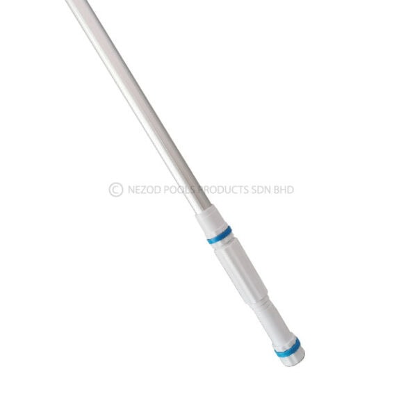pool cleaning tool