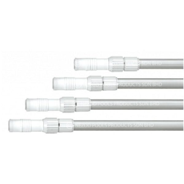 pool cleaning tool