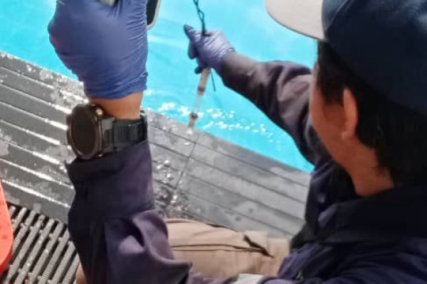 Pool Water Laboratory Test (2)